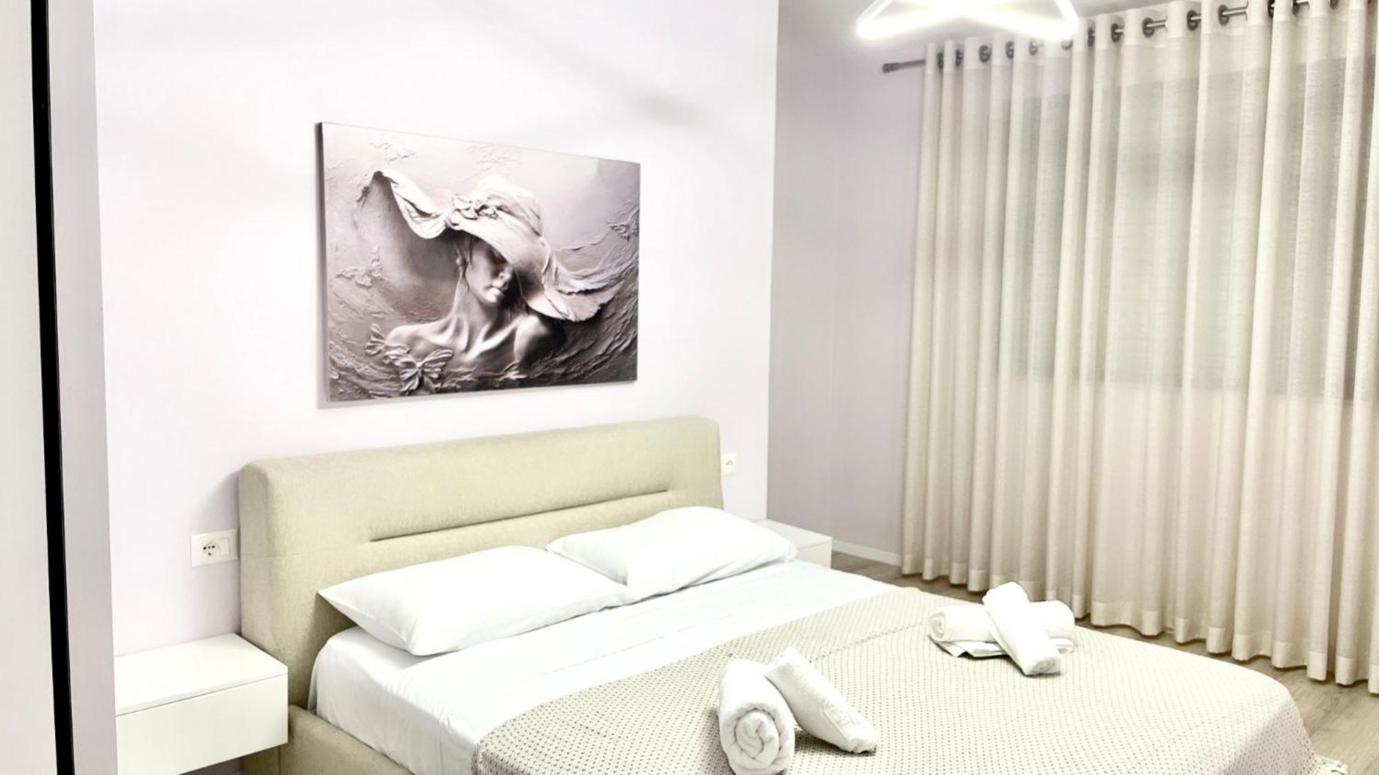 Lovely Apartament Tirana